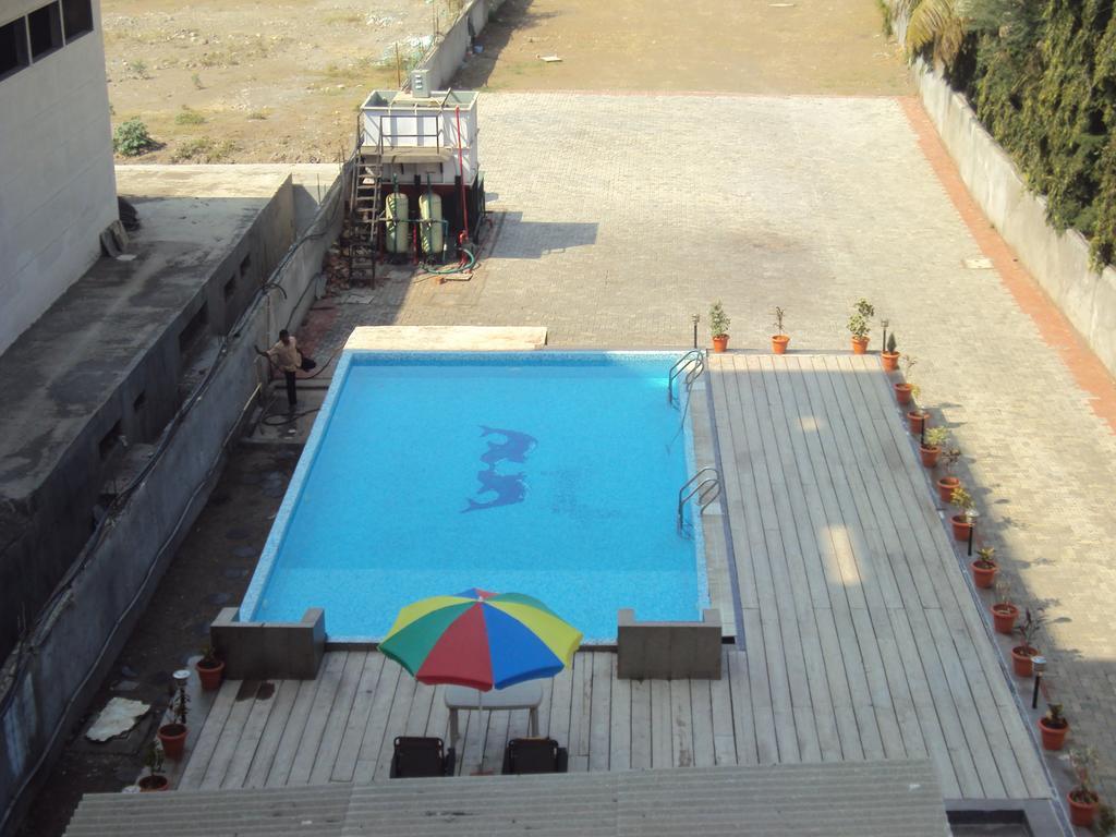 Jc Castle Hotel Shirdi Eksteriør billede