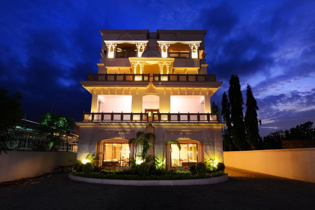 Jc Castle Hotel Shirdi Eksteriør billede